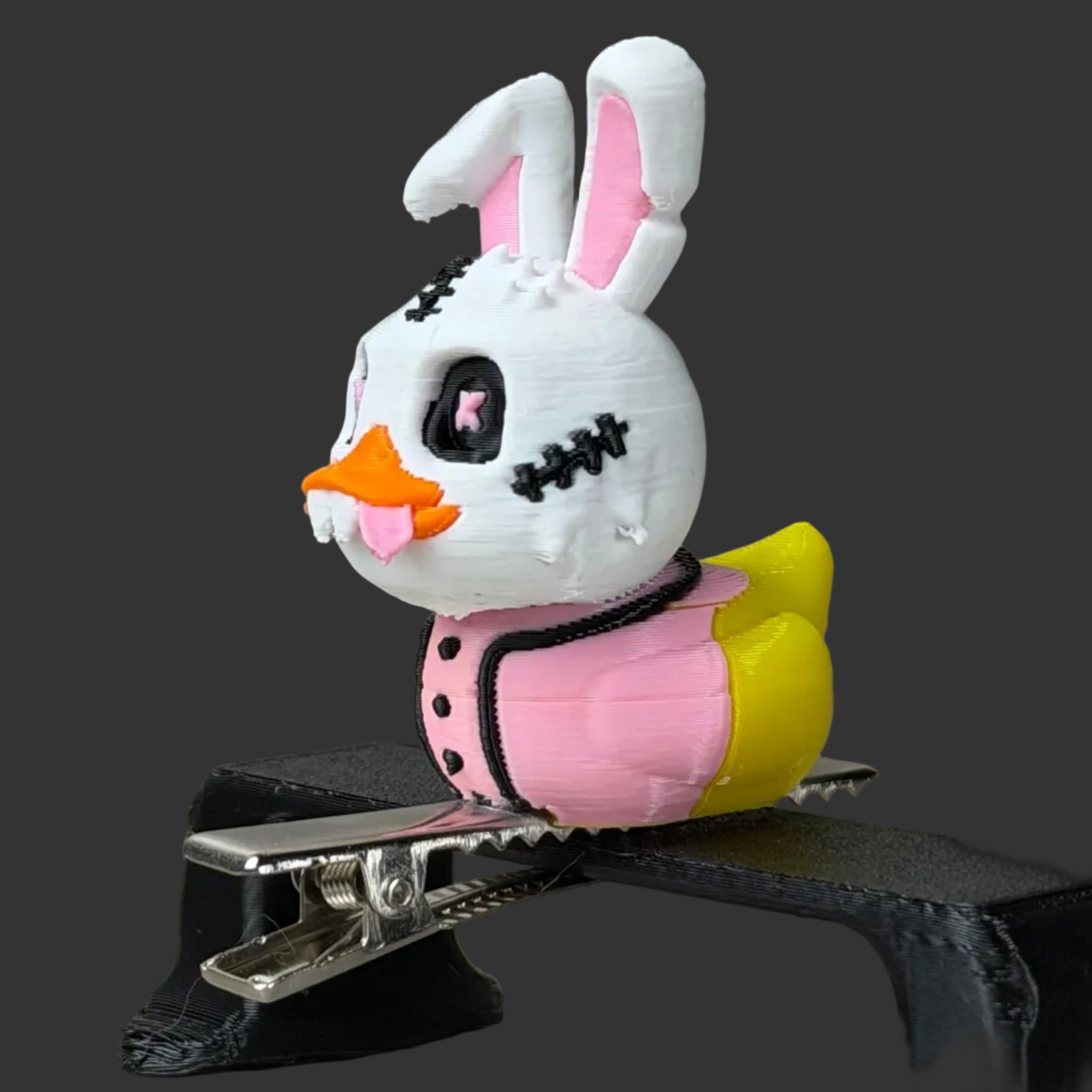 Mini Sippy Duck Hat Clip