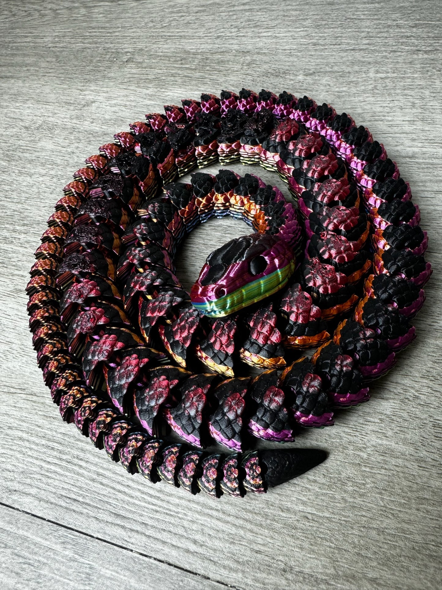 Articulated Snake Toy – Flexible Poseable Reptile Model, Fun Gift for Snake Lovers and Collectors