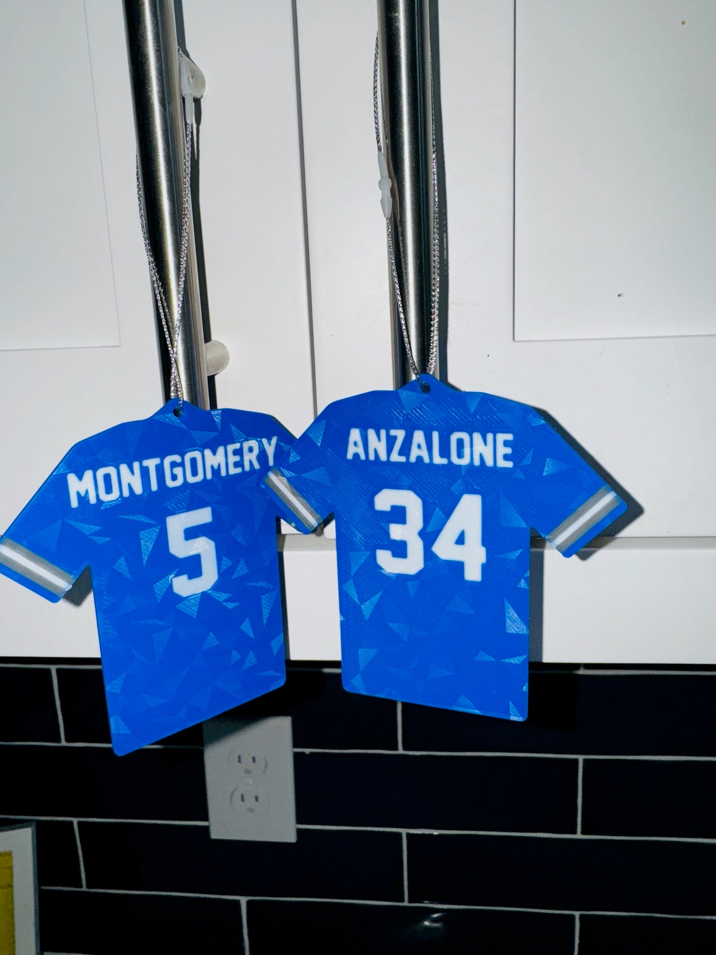 Detroit Lions Jersey Ornament – Custom Football Fan Christmas Decoration, Sports Team Holiday Decor